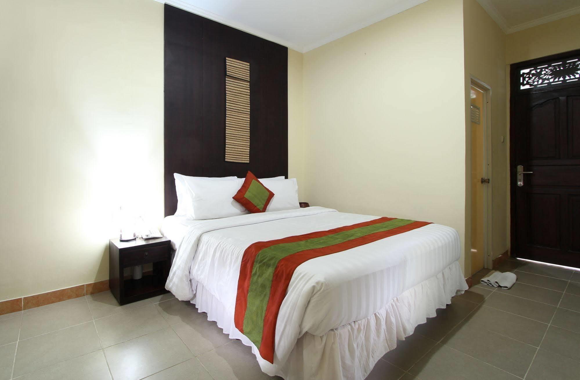 Jimbaran Lestari Hotel & Residence - Spa Zewnętrze zdjęcie
